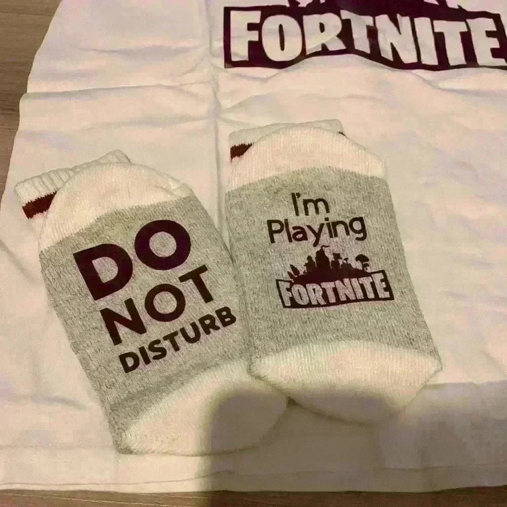 Fortnite Tshirt and Socks  Set - Picture 2 of 4